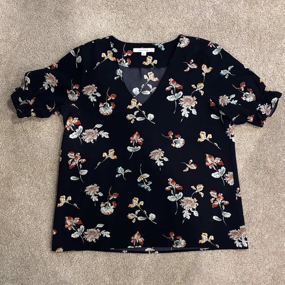 Fun 2 Fun Black Floral Blouse